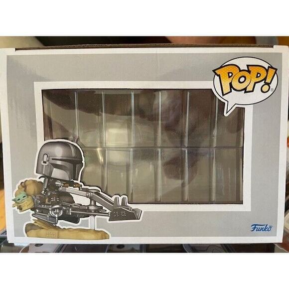 Funko Pop The Mandalorian on Speeder (with Grogu) Funko Shop Exclusive LE - Picture 3 of 6